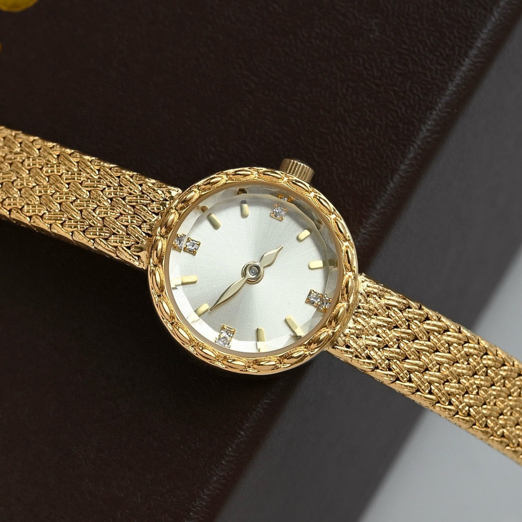 Mid-ancient Simple Retro Special Interest Light Luxury Small Golden Watch Women